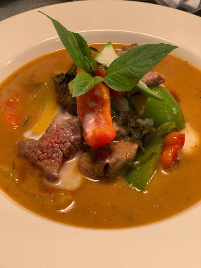 Siam Cottage Guesthouse Over 300 Years Old With Thai Restaurant Moreton-in-Marsh Екстер'єр фото